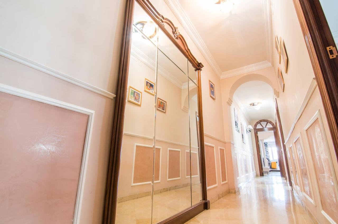 Lope De Vega Apartment Granada Ngoại thất bức ảnh