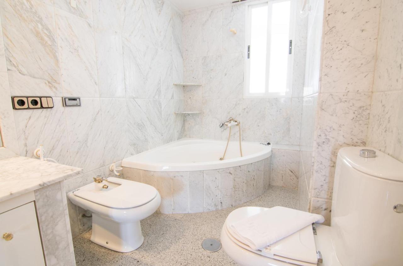 Lope De Vega Apartment Granada Ngoại thất bức ảnh